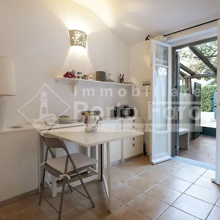 Monolocale Mansardato Sulla Di Porto Faro