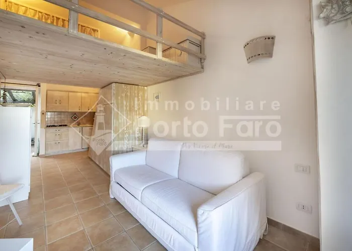Appartement Monolocale Mansardato Sulla Di Porto Faro